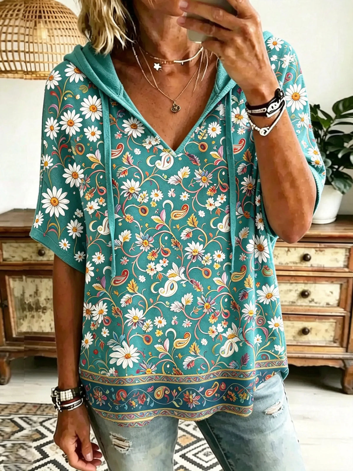 Women Daisy Paisley Art Print Hooded Short Sleeve Top